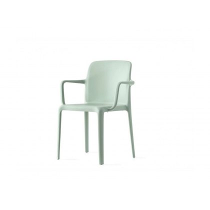 Bayo Outdoor Chair With Arms