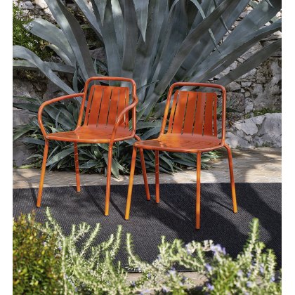 Easy Outdoor Dining Chair