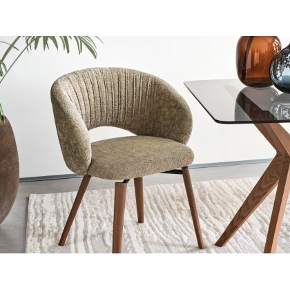 Anime Swivel Chair With Wooden Legs By Calligaris Anime Swivel Chair With Wooden Legs By Calligaris