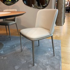 Cattelan Soho Ker-Wood Dining Table and 4 Magda ML Dining Chairs Clearance