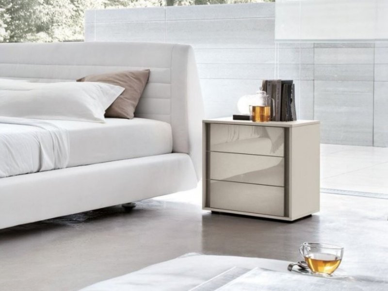 Beadle Crome Interiors Scala Three Drawer Bedside