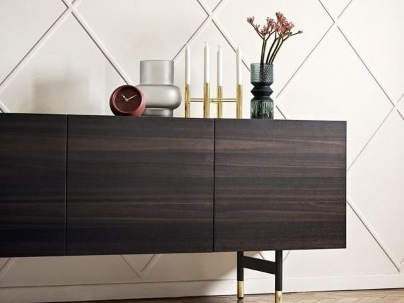 Calligaris Horizon 2 Side Doors and 3 Drawers Sideboard.Glass Top 180cm Width By Calligaris