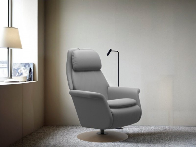 Stressless Stressless Sam with Upholstered Arms and Disc Base