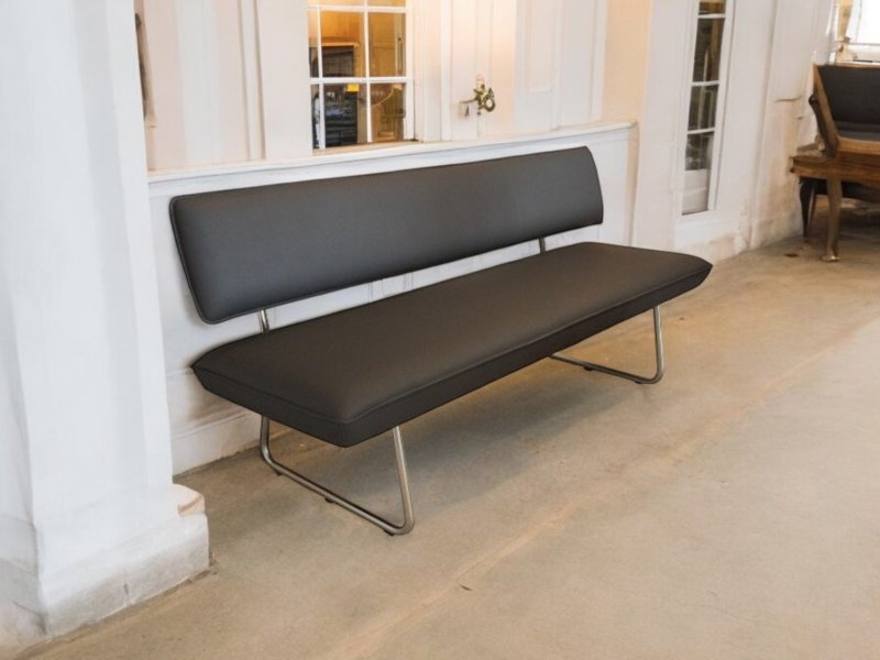 Venjakob Venjakob Onyx Bench With Metal Legs