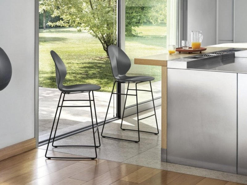 Calligaris Basil bar stool with metal frame by calligaris