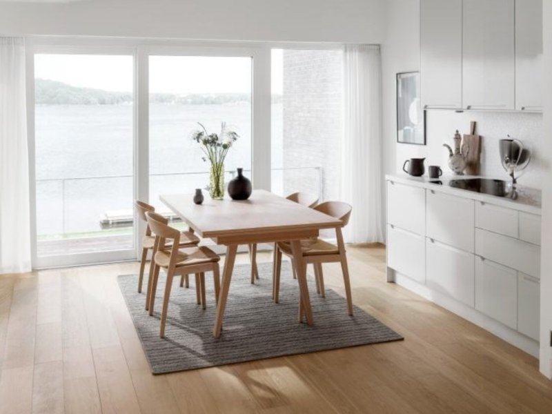 Skovby Skovby SM126 Extending Dining Table