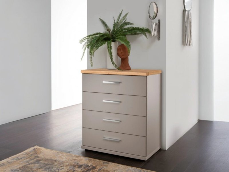 Wiemann Cambridge Chest of Drawers