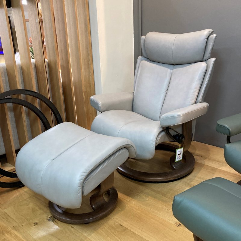 Beadle Crome Interiors Special Offers Stressless Magic (M) with Classic Base and Footstool Clearance